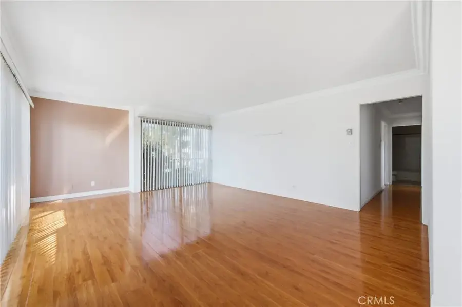 100 Loma #301, Long Beach, CA 90803 - #2