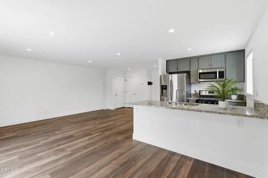 362 W Santa Barbara Street, Santa Paula, CA 93060 - #2