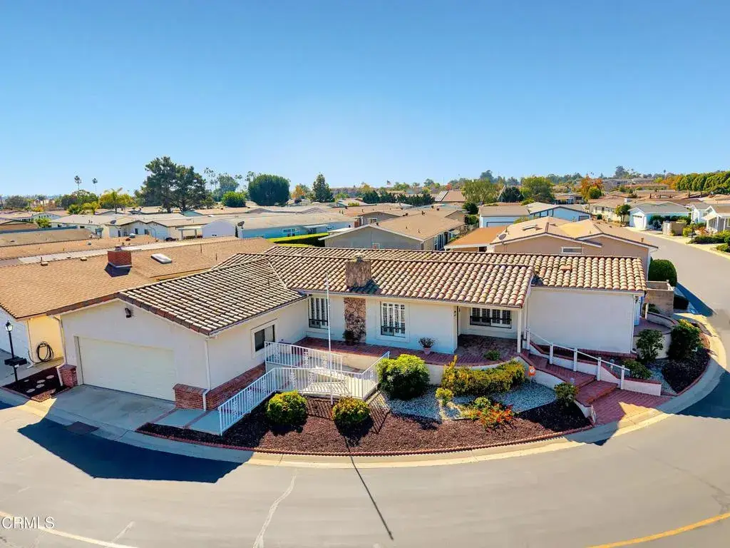 75 Poinsettia Gardens Drive, San Buenaventura Ventura, CA 93004 - Image #1