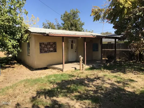7812 Middleton Lane, Lamont, CA 93241