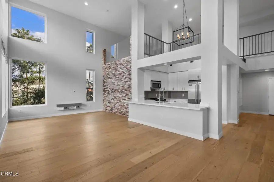 1901 Victoria Avenue #204, Oxnard, CA 93035 - Image #3