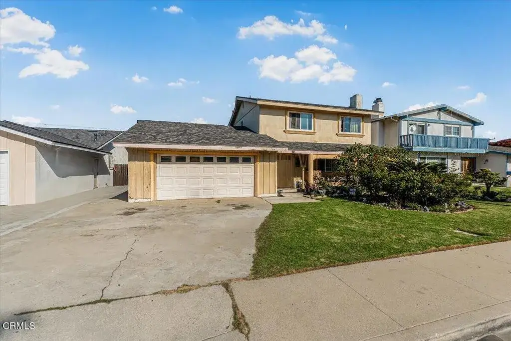 1211 W Robert Avenue, Oxnard, CA 93030 - Image #1