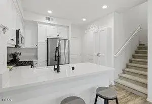 401 Castiano Street, Camarillo, CA 93012 - Image #2