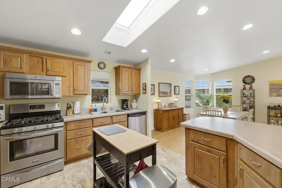 1150 Ventura #10, Camarillo, CA 93010 - Image #2