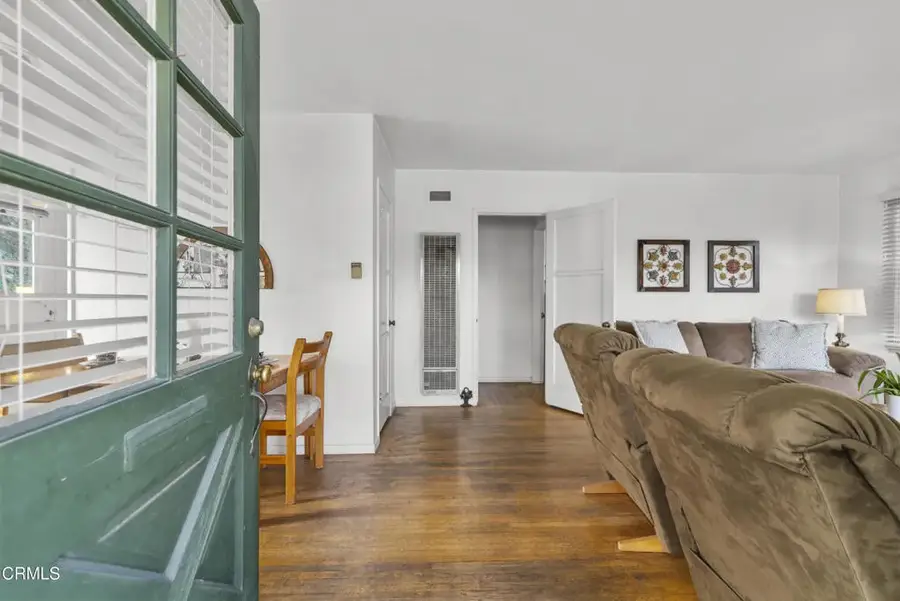 519 S Emma Avenue, San Buenaventura Ventura, CA 93003 - Image #2