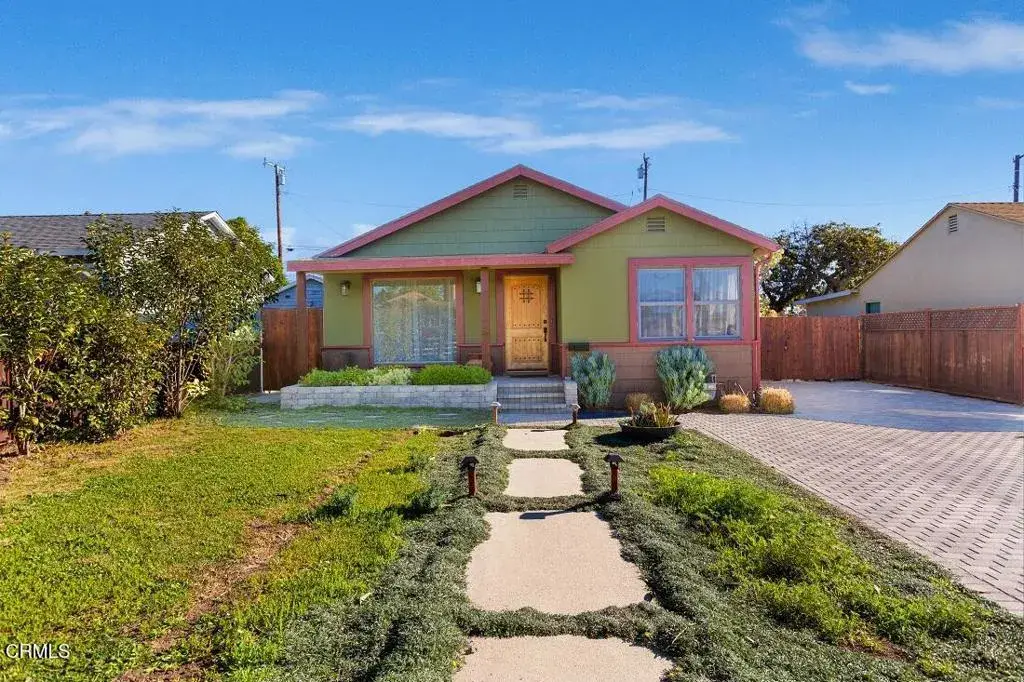 2154 Grand Avenue, San Buenaventura Ventura, CA 93003 - Image #1