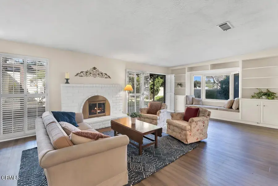 49 Paseo Esplendido, Camarillo, CA 93010 - Image #2