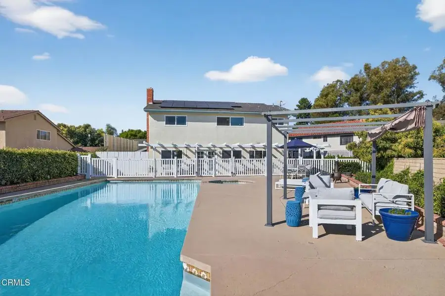 10696 Loma Vista Road, San Buenaventura Ventura, CA 93004 - Image #2