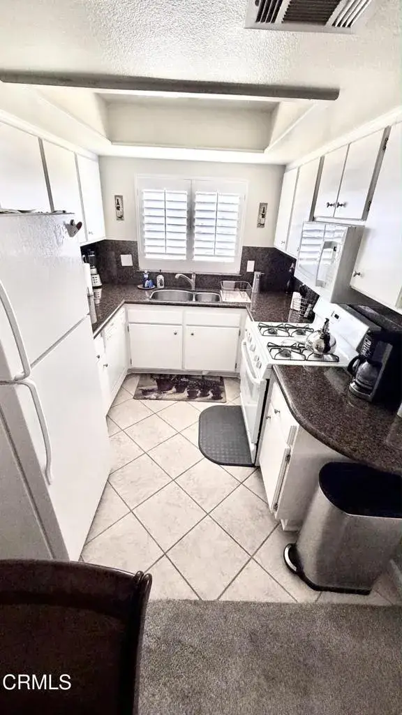 43920 Bobby Jones Drive #20, Lancaster, CA 93536 - #2