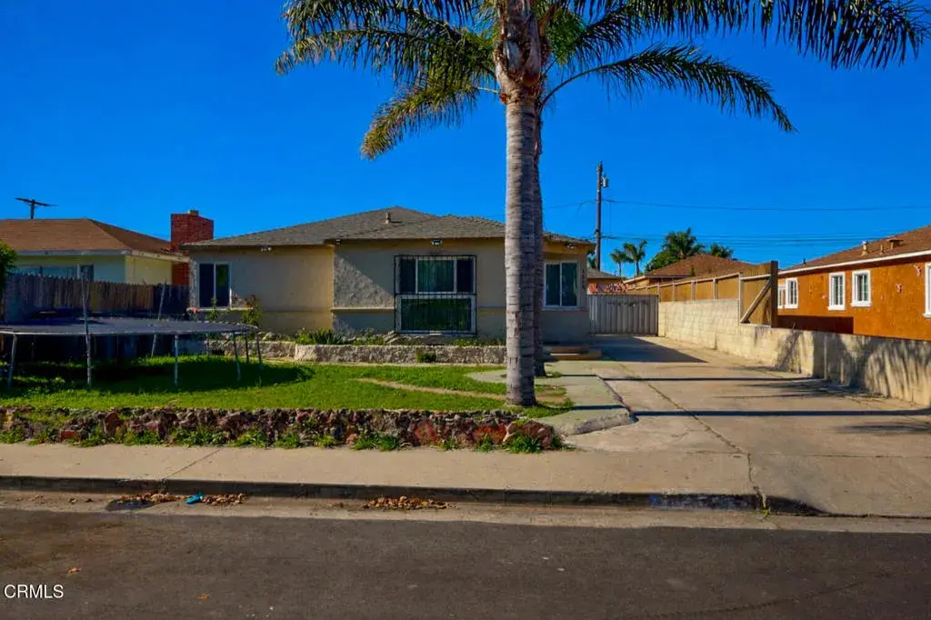 1425 S E Street, Oxnard, CA 93033 - Image #1