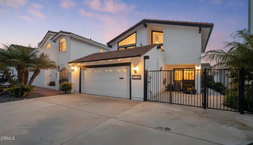 3960 W Hemlock Street, Oxnard, CA 93035 - #1