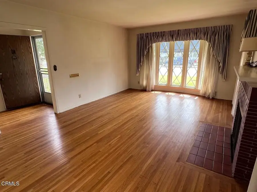 715 W Robert Avenue, Oxnard, CA 93030 - #2