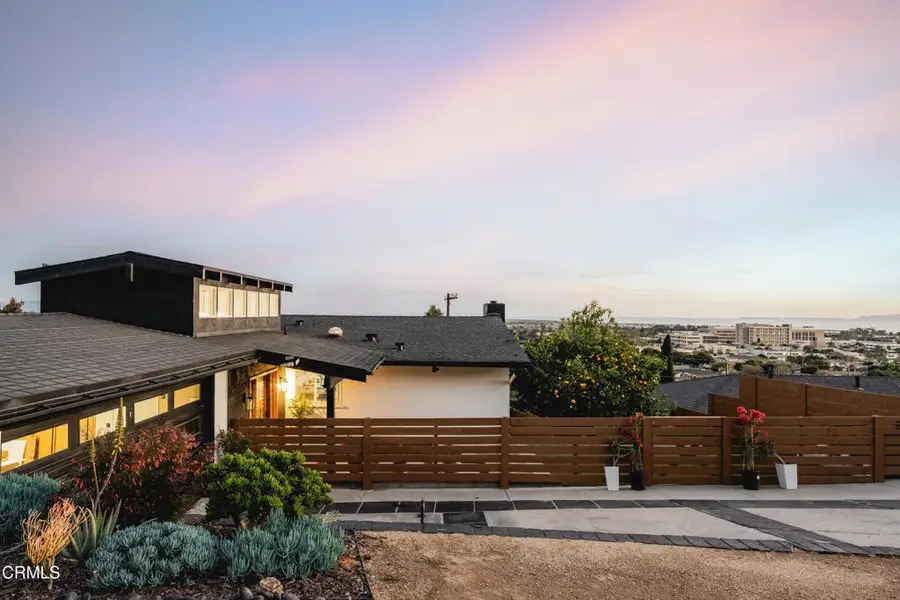 3086 Grove Street, San Buenaventura Ventura, CA 93003 - #2