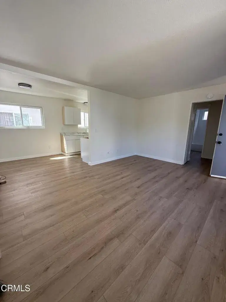 209 W Santa Barbara Street, Santa Paula, CA 93060 - #3