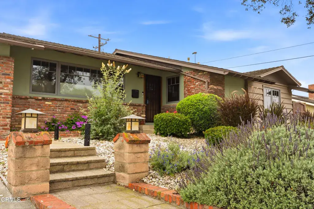324 Arnett Avenue, San Buenaventura Ventura, CA 93003 - #1