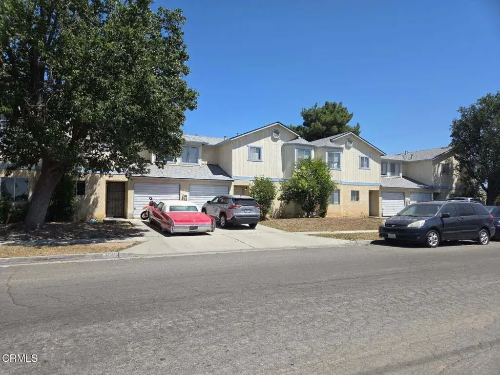 4140 N Clark Street, Fresno, CA 93726 - #1