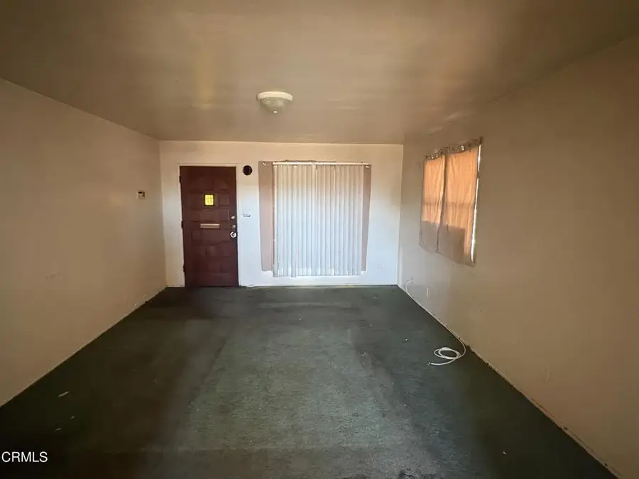 222 W Juniper Street, Oxnard, CA 93033 - #3