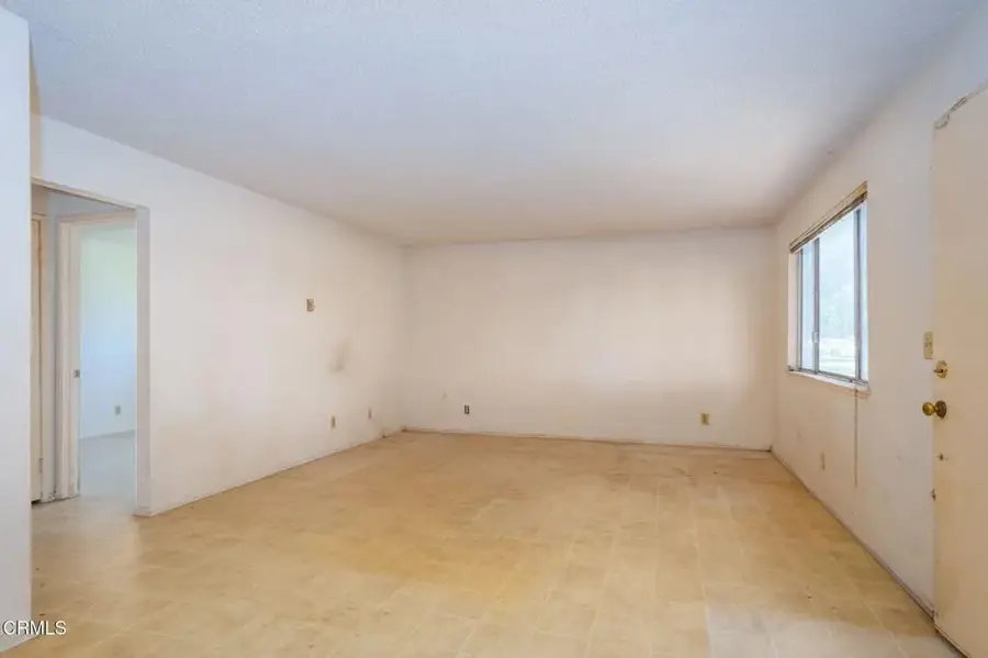 2694 Victoria Avenue, Port Hueneme, CA 93041 - #3