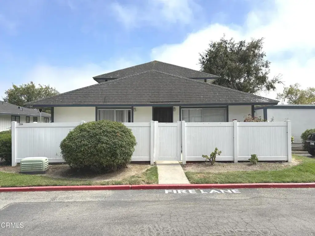 2304 Miramar Walk, Oxnard, CA 93035 - #1