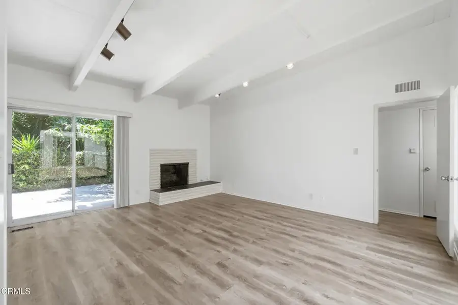 5476 Byron, San Buenaventura Ventura, CA 93003 - #3