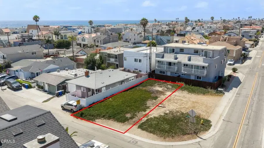 157 Santa Monica, Oxnard, CA 93035 - #2
