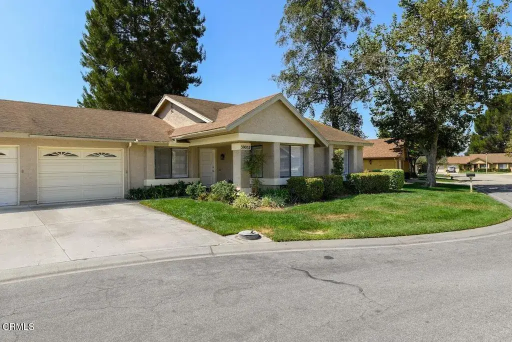39032 Village 39, Camarillo, CA 93012 - #1