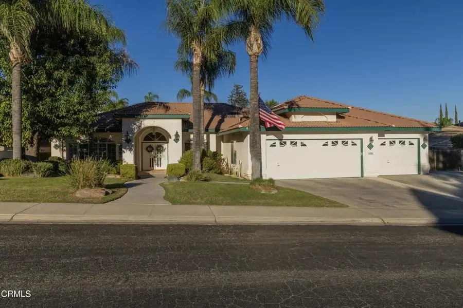 3707 Mont Blanc Terrace, Bakersfield, CA 93306 - #3