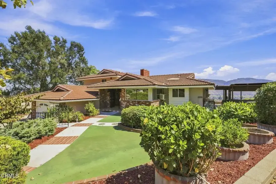 560 N 6th Street, Santa Paula, CA 93060 - #2