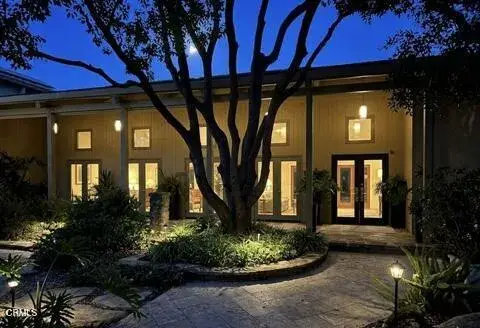 1476 Pathfinder Avenue, Westlake Village, CA 91362