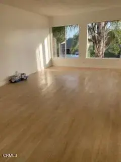 Address Withheld By Seller, Los Angeles, CA 90047