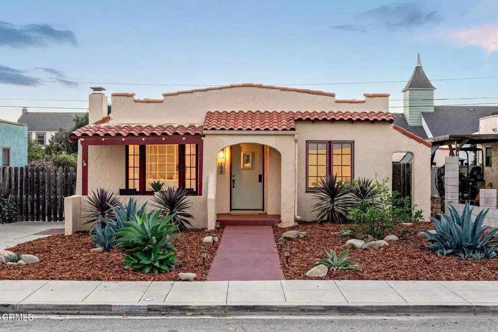 199 S Catalina Street, San Buenaventura Ventura, CA 93001 - #1