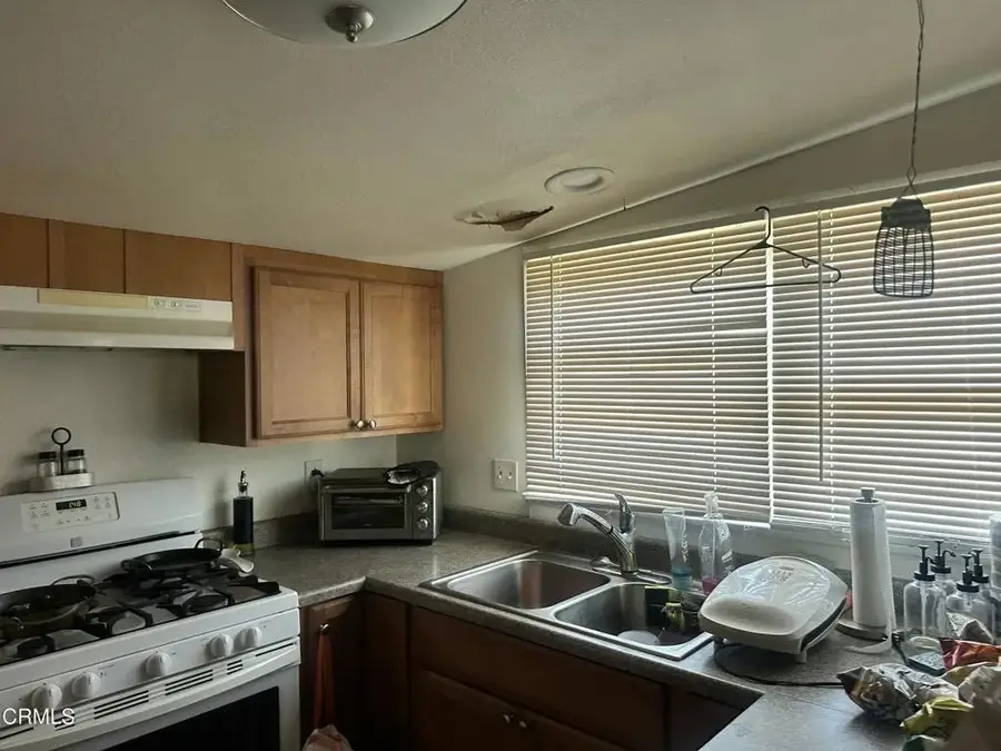 136 Bard Lane, San Buenaventura Ventura, CA 93001 - #3