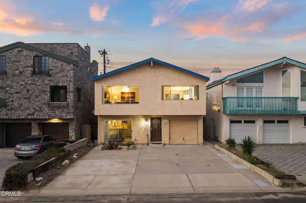 261 Hollywood Boulevard, Oxnard, CA 93035 - #1