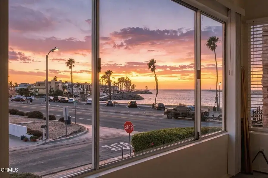 261 Hollywood Boulevard, Oxnard, CA 93035 - #2