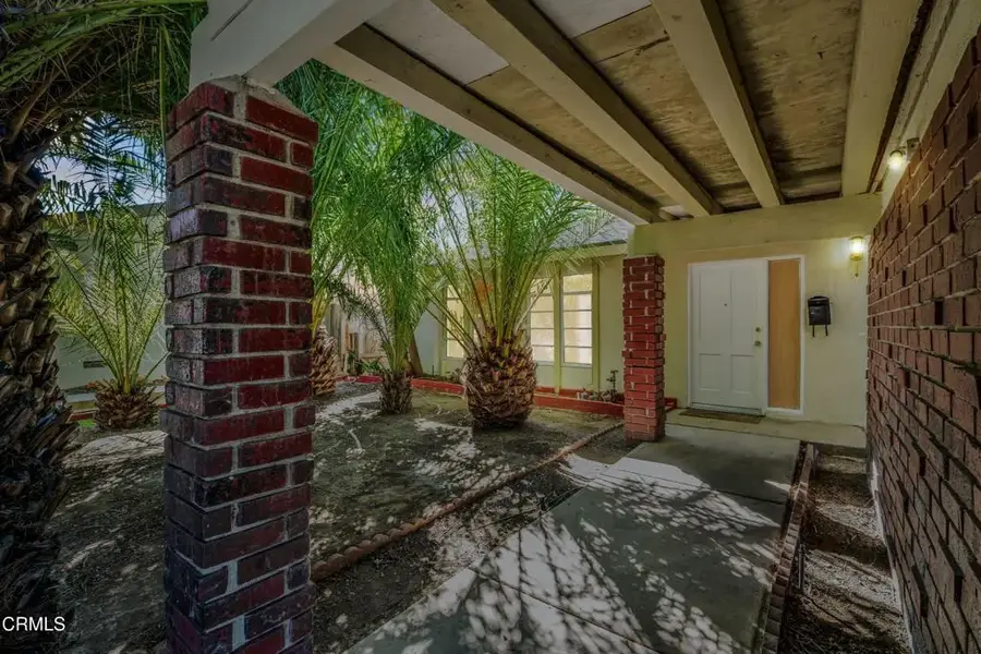 79 N Madrid Avenue, Thousand Oaks, CA 91320 - #3