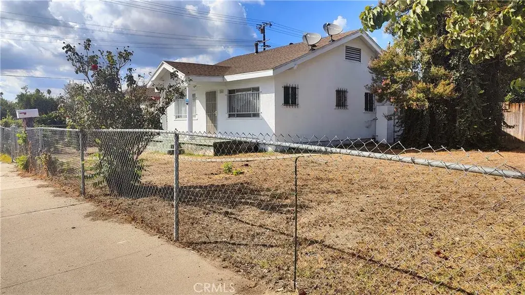 565 W 9th St, Pomona, CA 91766 - Image #1