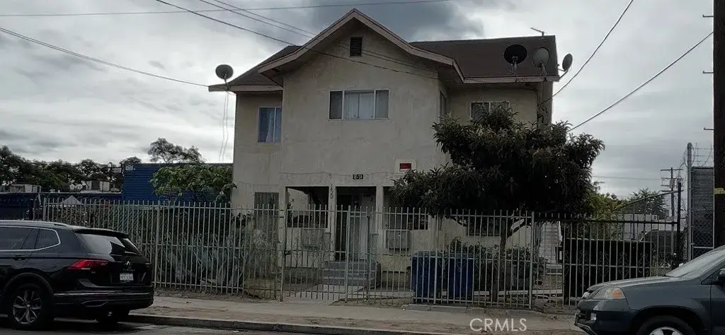 150 W 33rd Street, Los Angeles, CA 90007 - #1