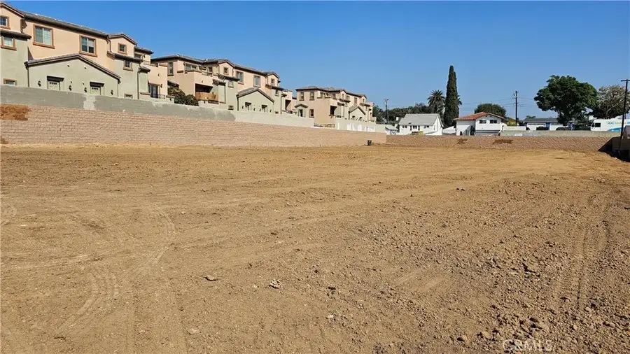 320 -330 Monte Vista, La Habra, CA 90631 - Image #2