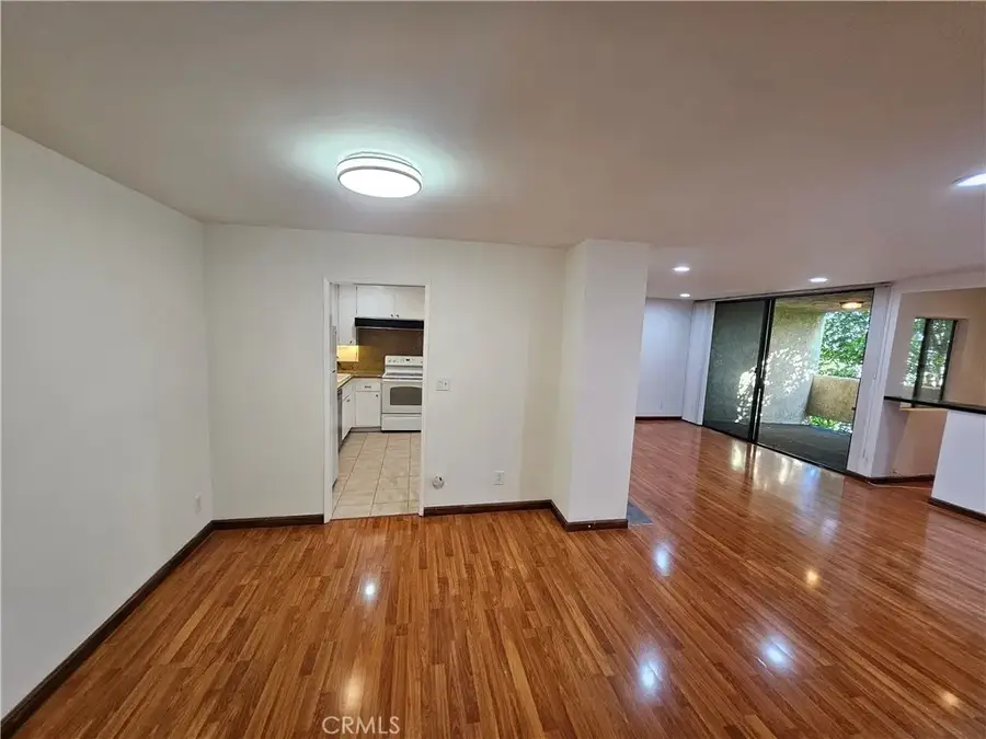 65 N Allen Avenue #220, Pasadena, CA 91106 - Image #2