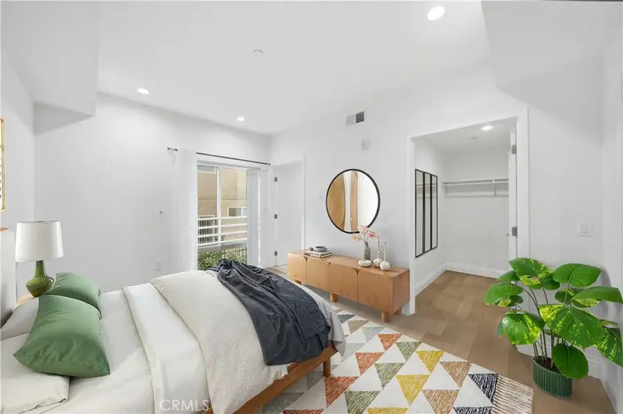 2939 Leeward Avenue #311, Los Angeles, CA 90005 - Image #2