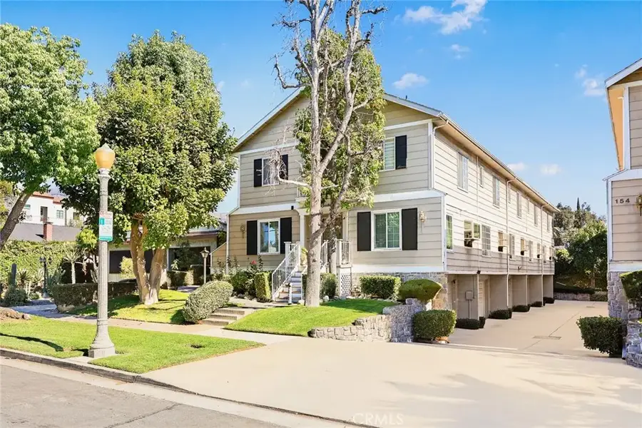 154 N Meridith Avenue #8, Pasadena, CA 91106 - Image #2