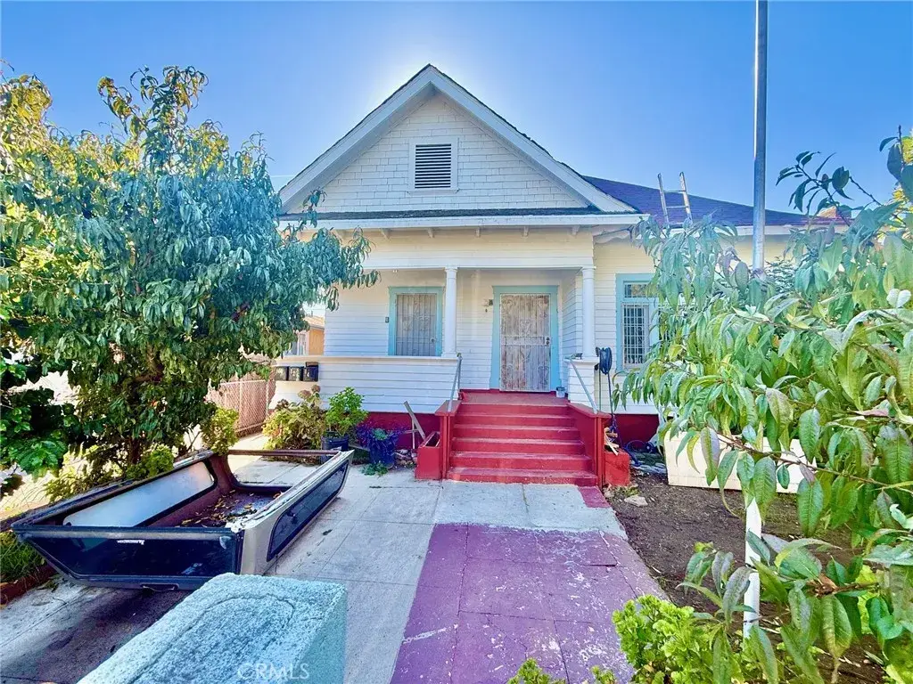 860 W 54th, Los Angeles, CA 90037 - Image #1