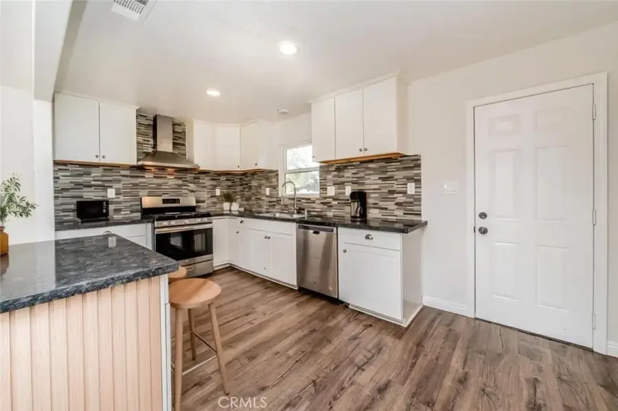 1108 E Mayberry, Hemet, CA 92543 - Image #3