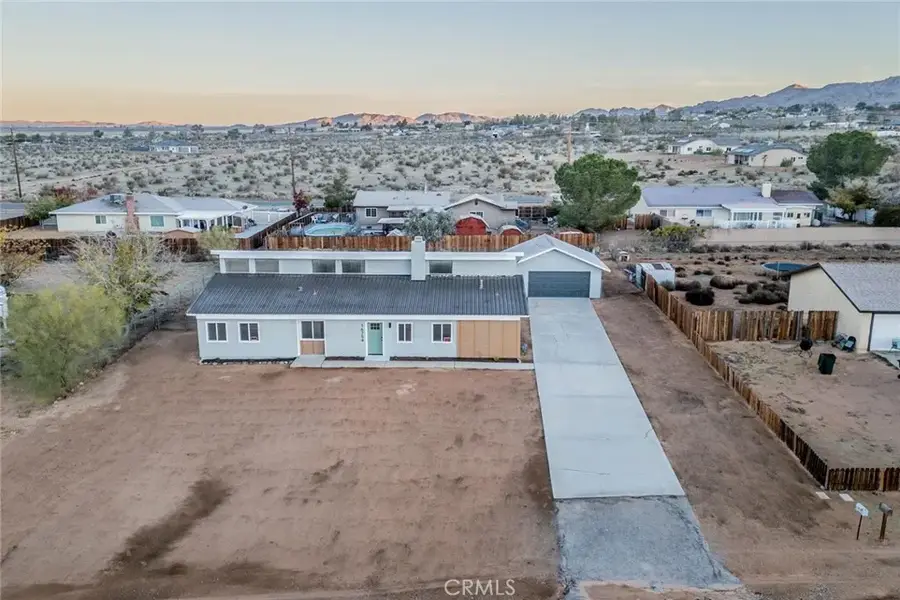 16754 Pauhaska, Apple Valley, CA 92307 - Image #2