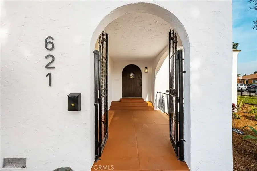 621 S Burris, Compton, CA 90221 - Image #3