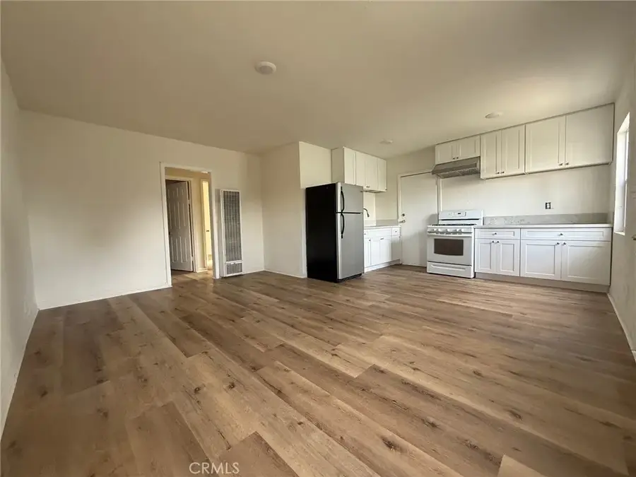 10206 S Vermont, Los Angeles, CA 90044 - Image #2