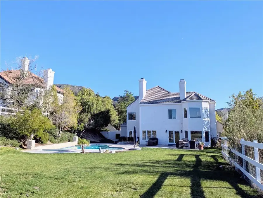 15435 Live Oak Springs Canyon, Canyon Country, CA 91387 - #2