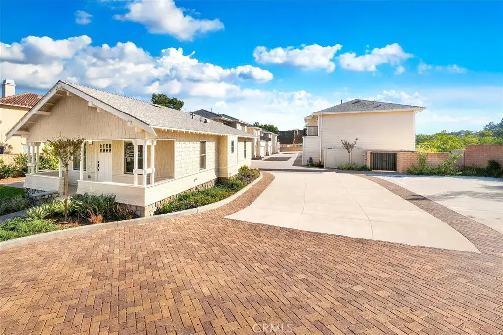 650 W Grand Avenue, Pomona, CA 91766 - #1