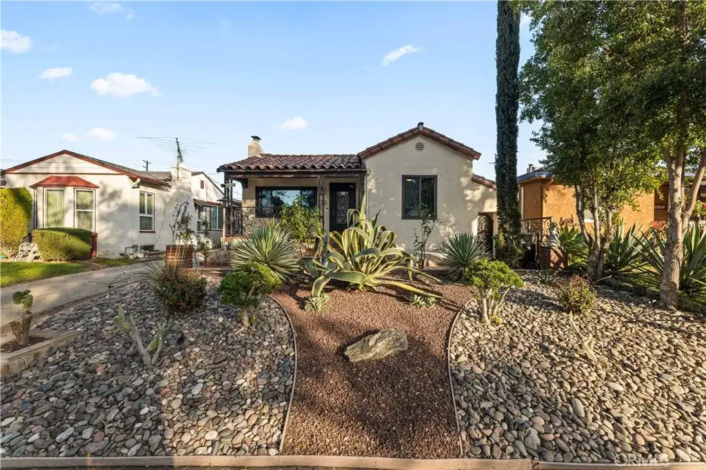 1652 La Golondrina, Alhambra, CA 91803 - Image #1