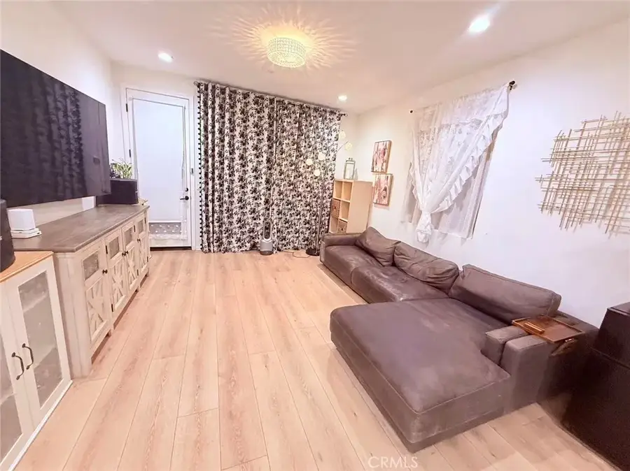 7599 Botany, Chino, CA 91708 - #2